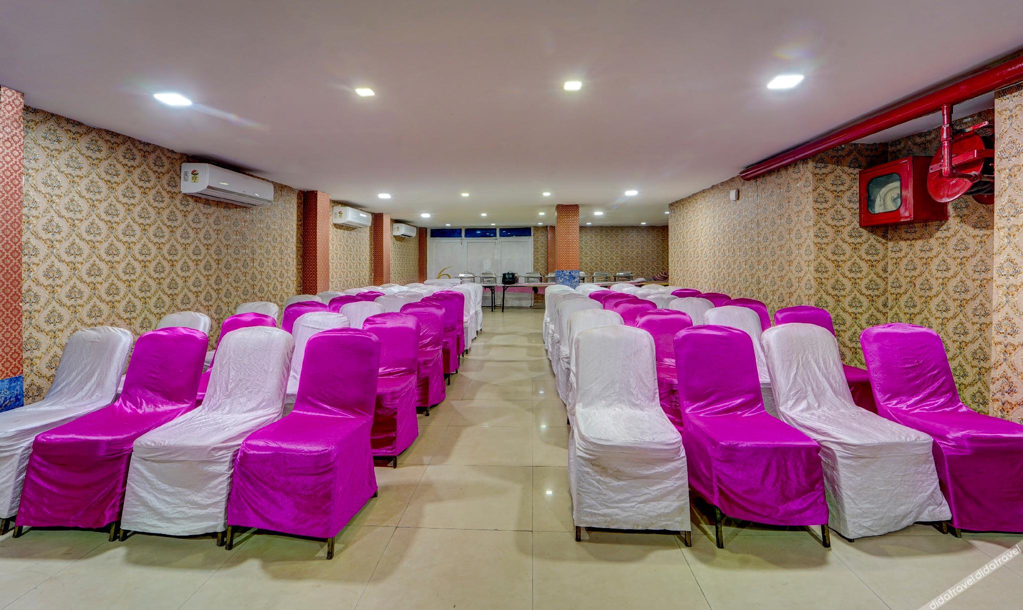Itsy Hotels Buddha Inn 3*