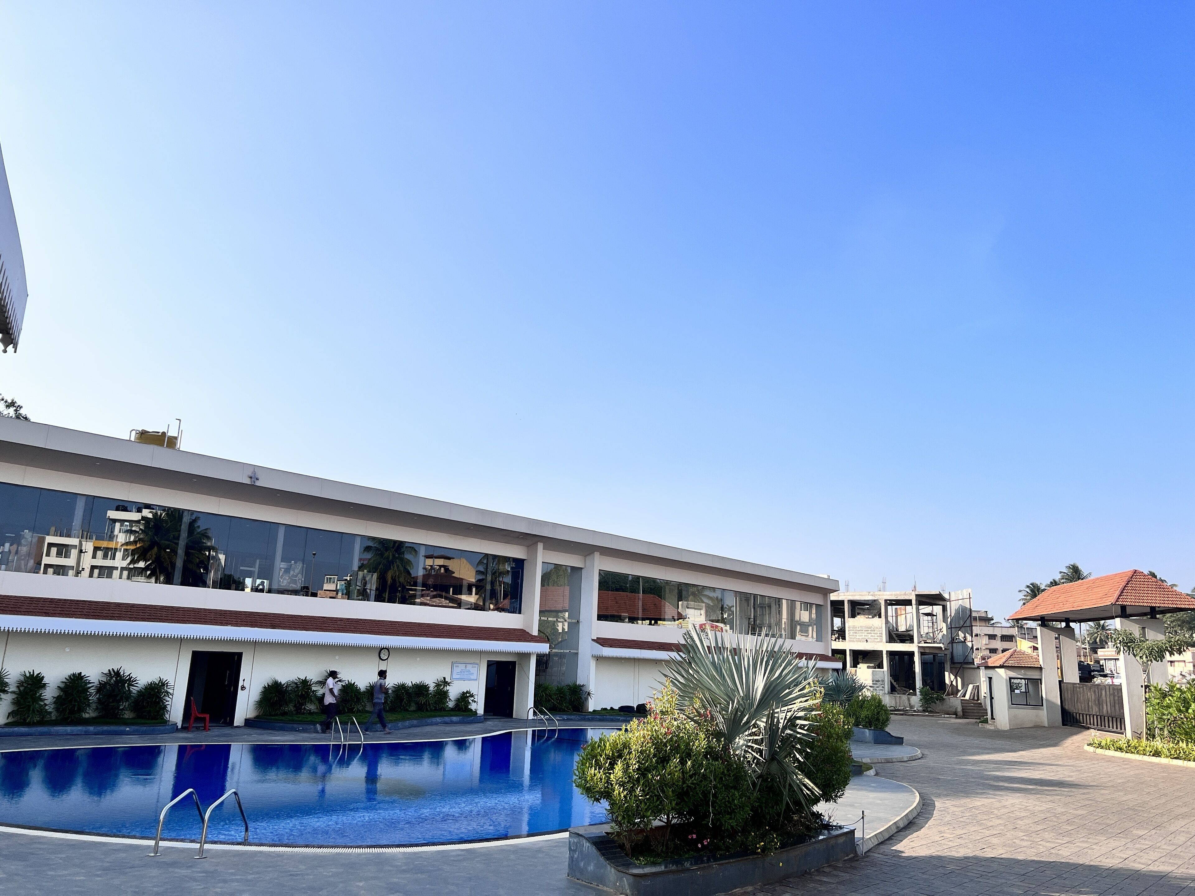 Hotel Mayura Presidency Belagavi 4*