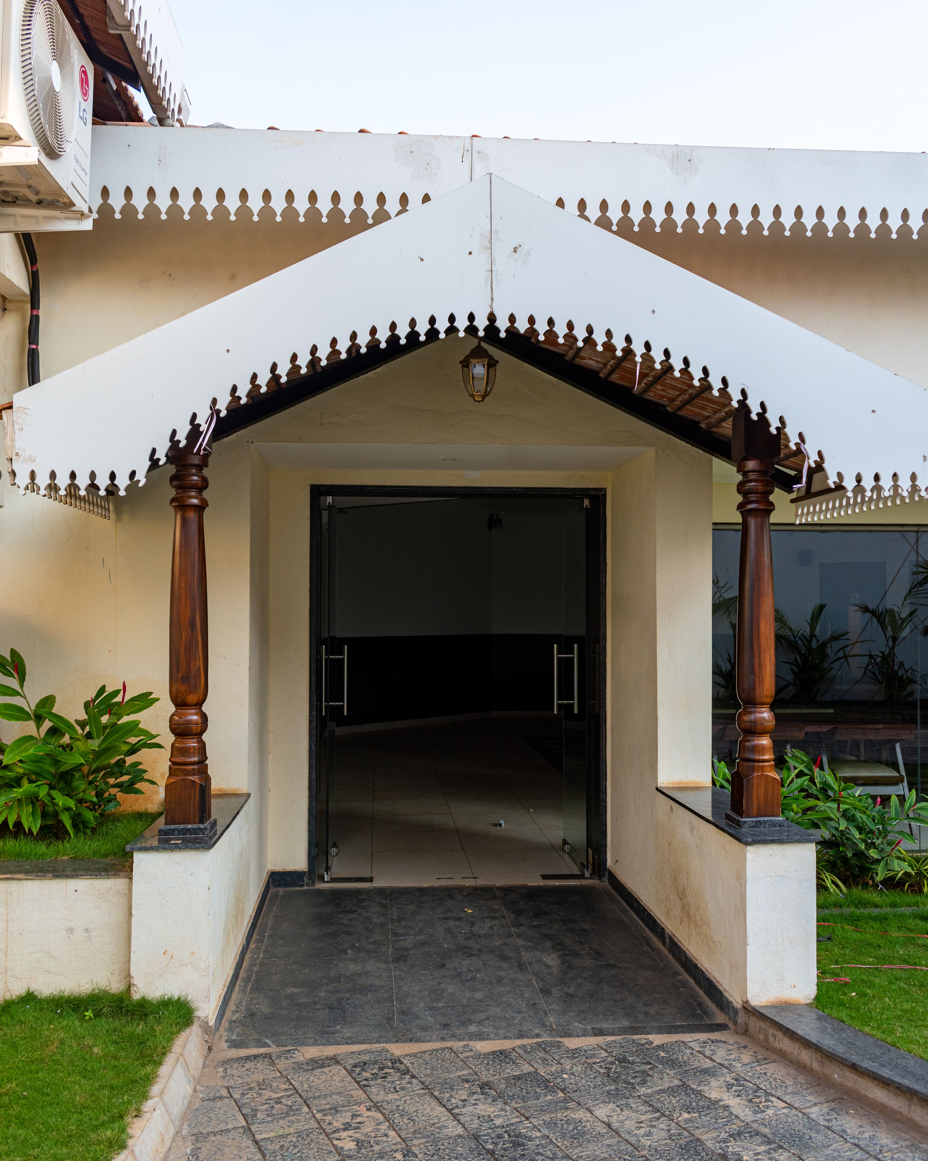 Hotel Mayura Presidency Belagavi 4*
