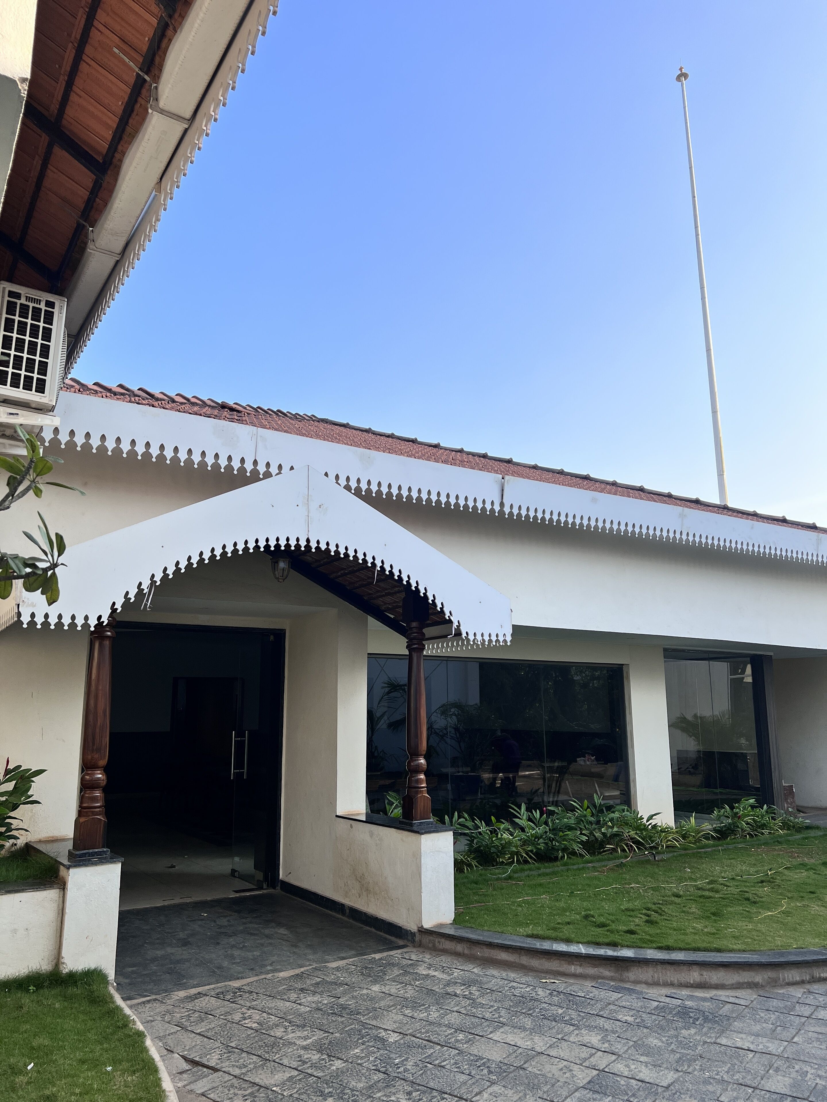 Hotel Mayura Presidency Belagavi 4*
