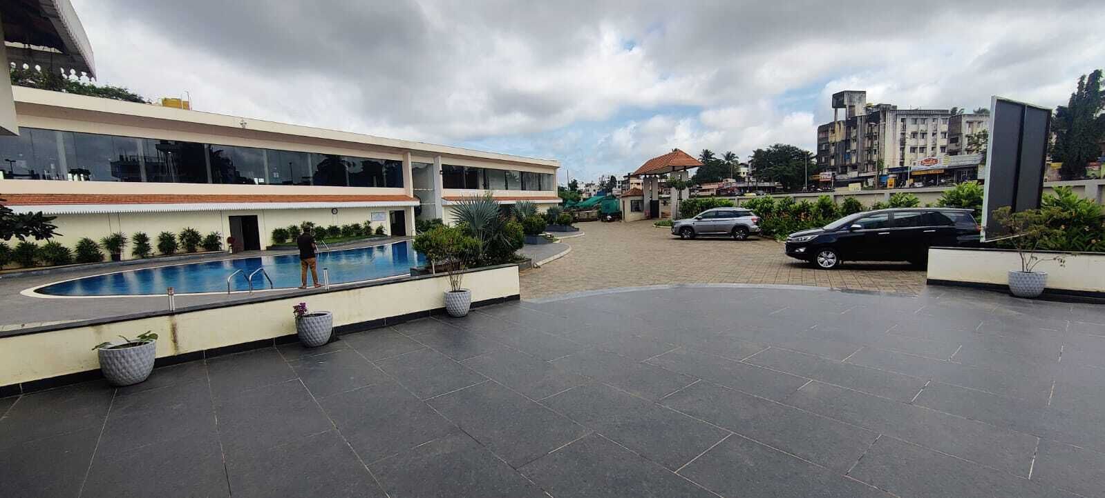 Hotel Mayura Presidency Belagavi 4*