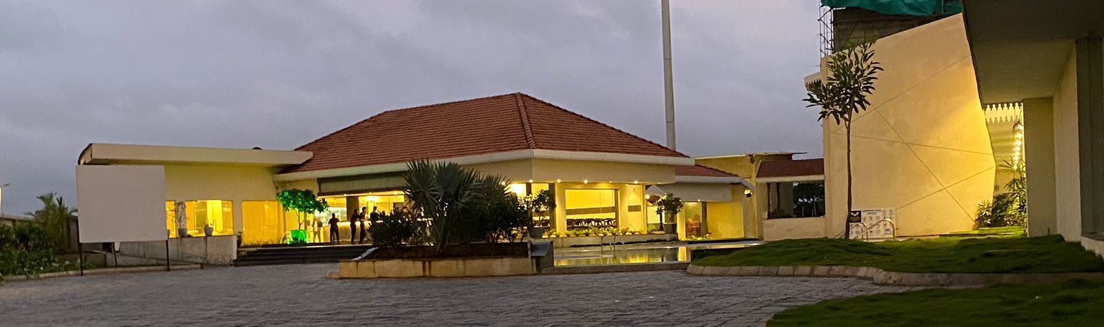 Hotel Mayura Presidency Belagavi 4*