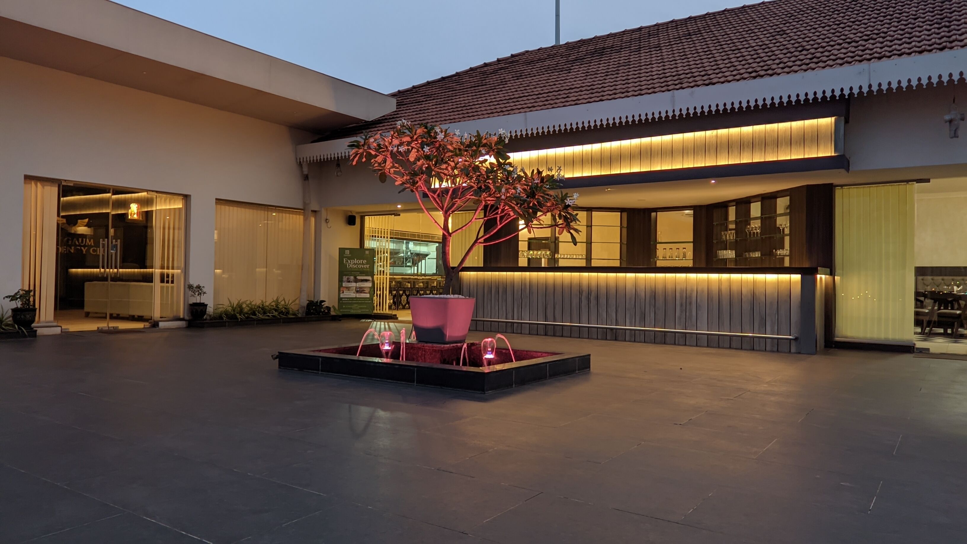 Hotel Mayura Presidency Belagavi 4*