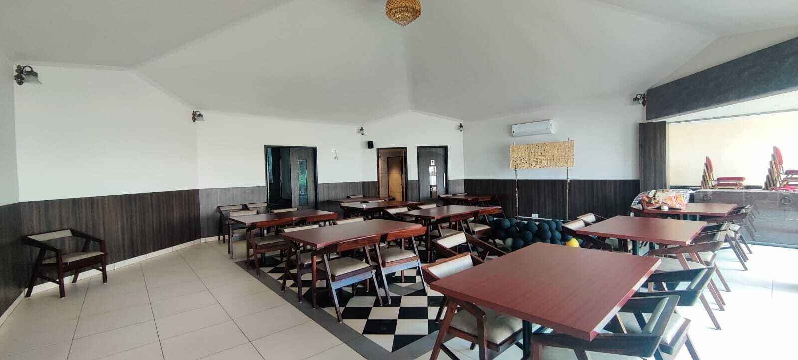 Hotel Mayura Presidency Belagavi 4*