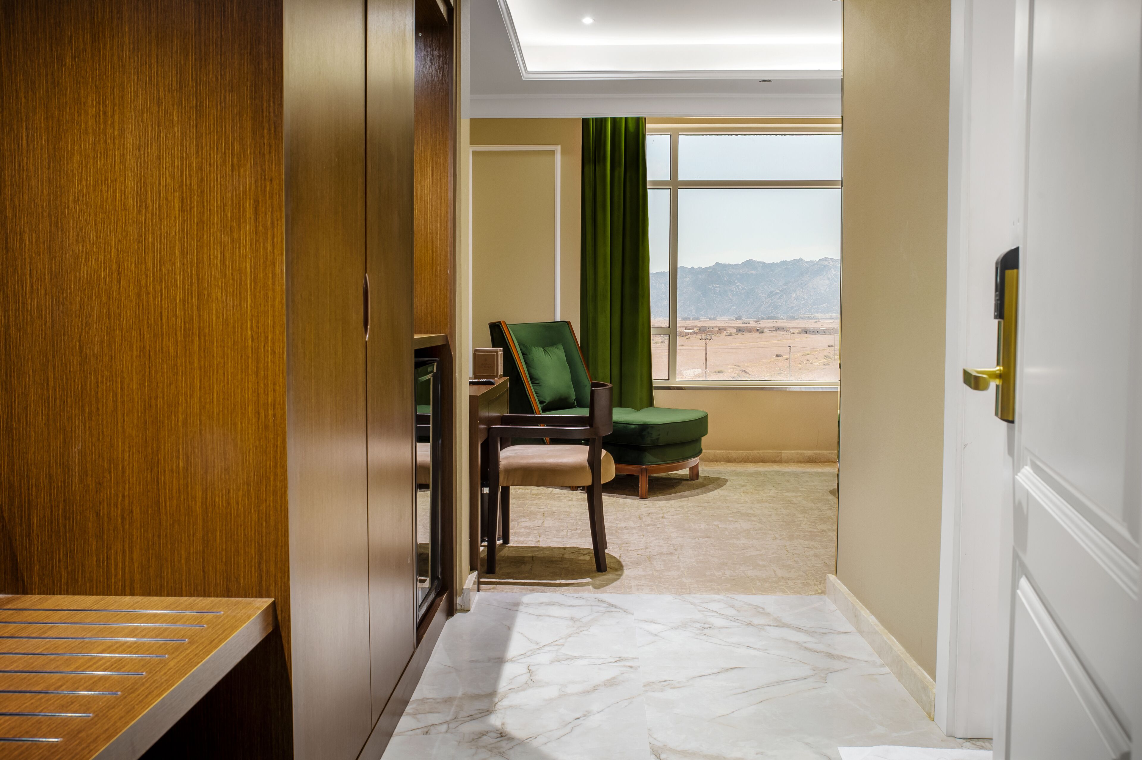 Suknai Royal Hotel 1*