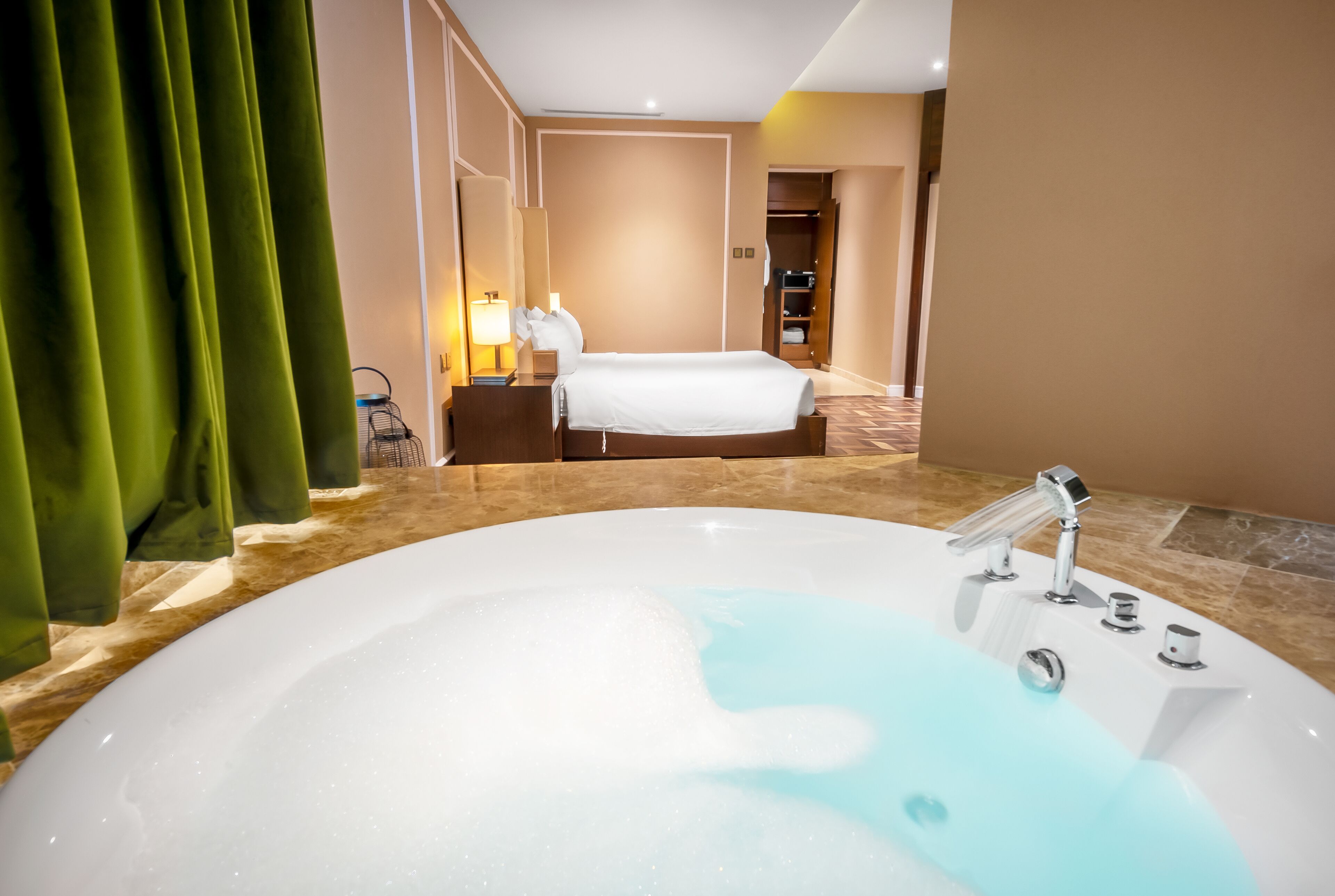 Suknai Royal Hotel 1*