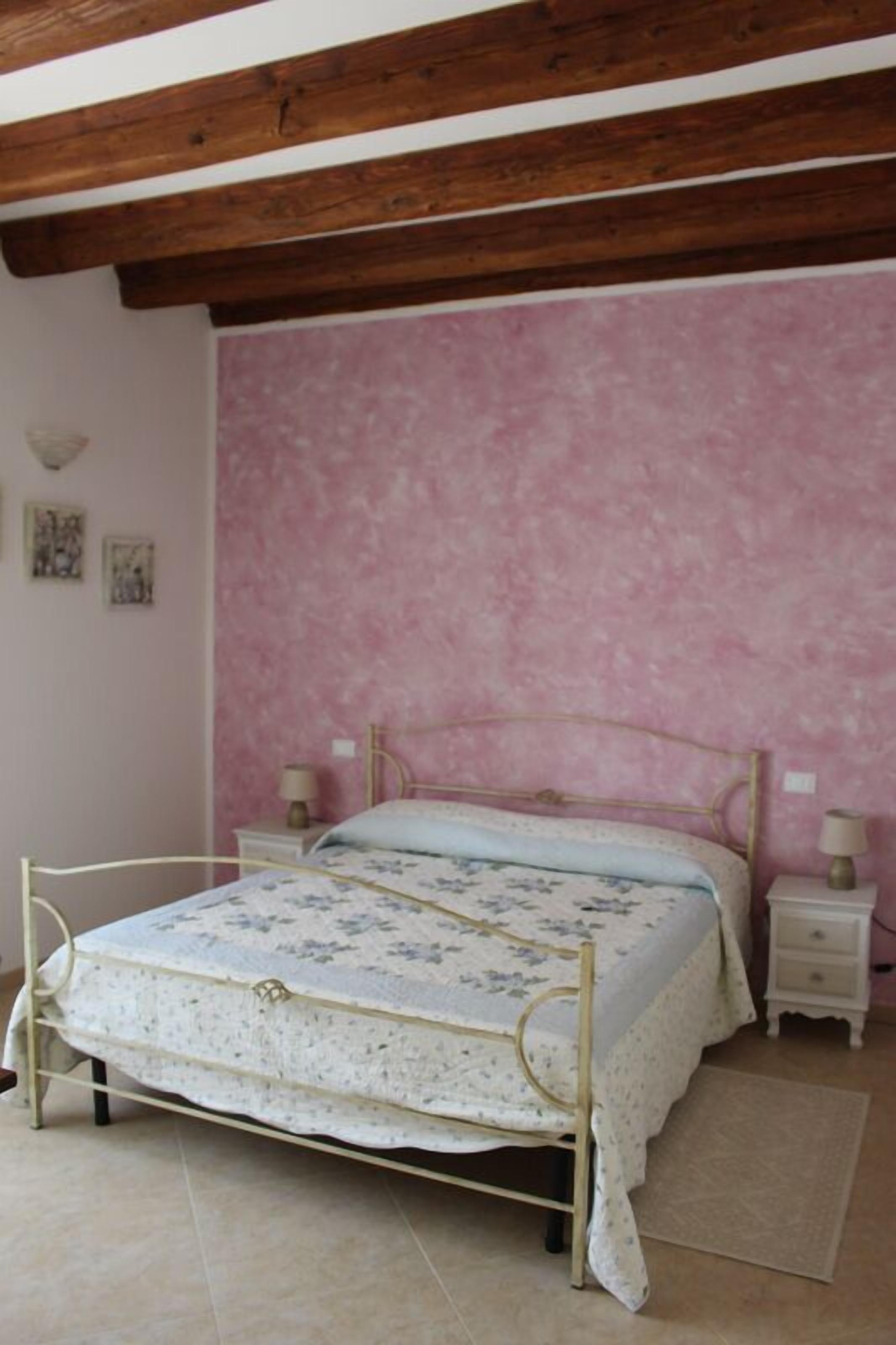B&B Acero Rosso 3*