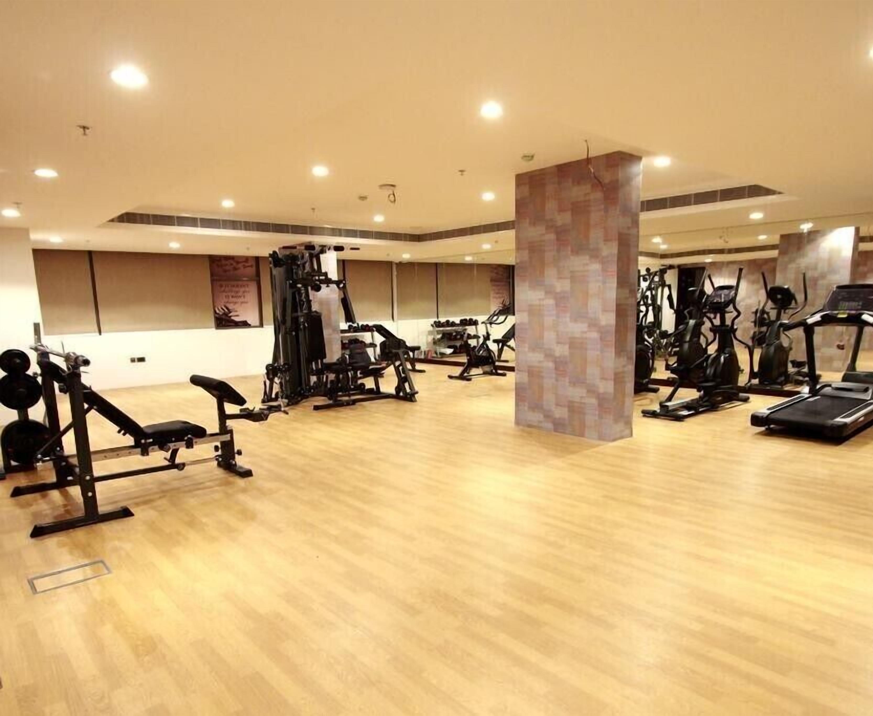 Royal Crown Hotel 4*