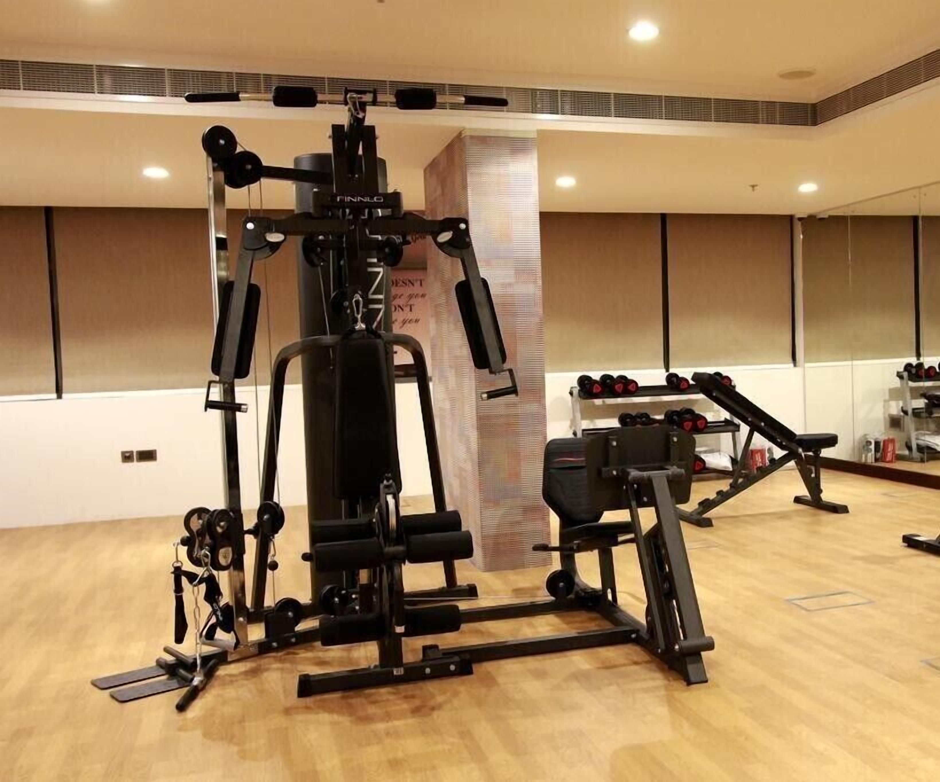 Royal Crown Hotel 4*