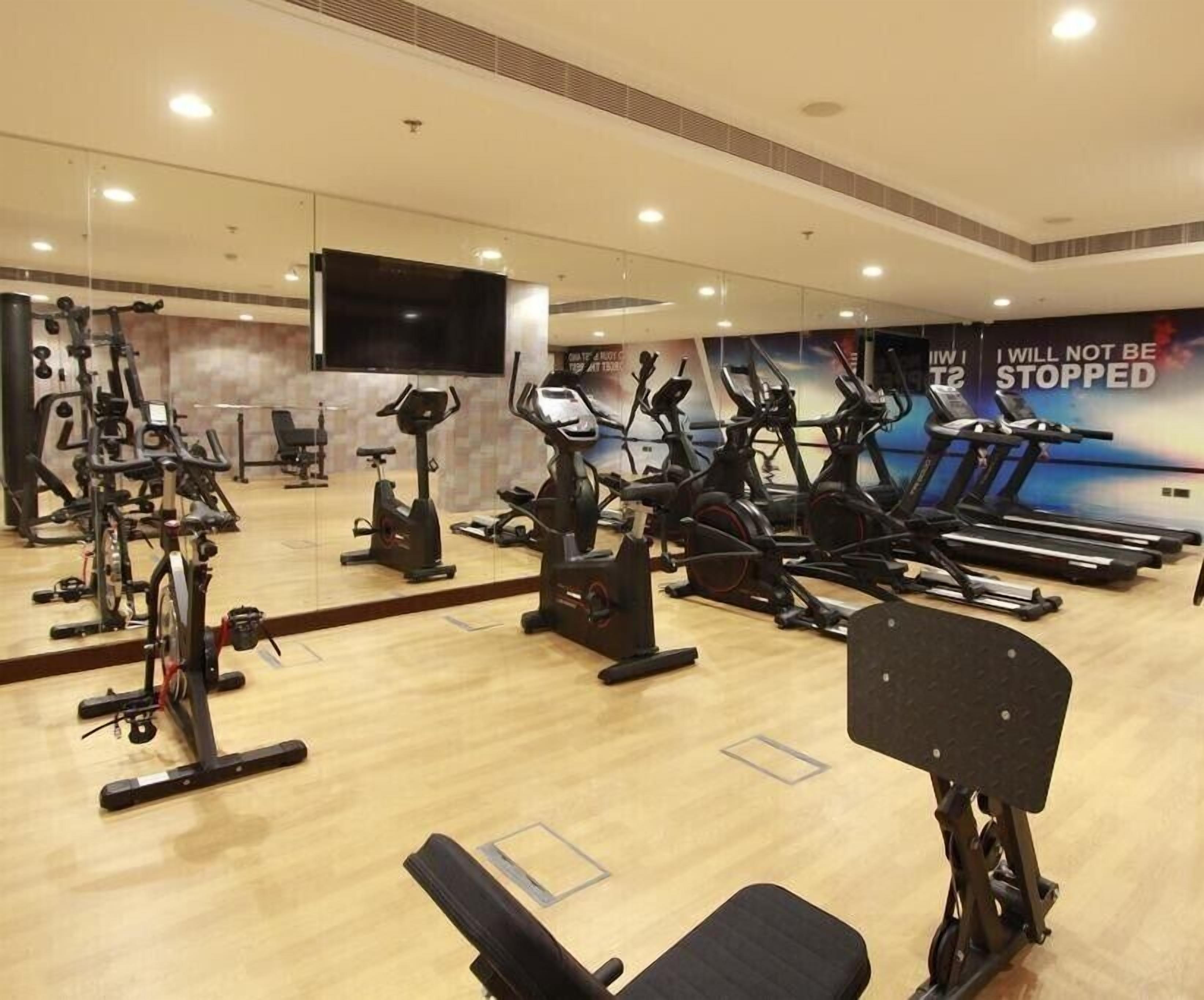 Royal Crown Hotel 4*