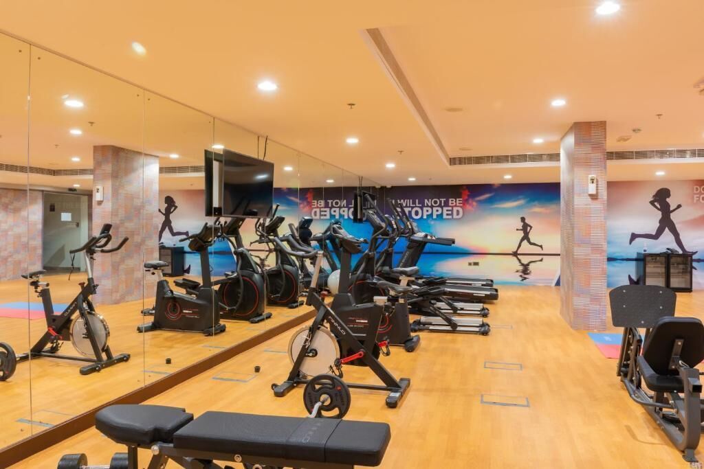 Royal Crown Hotel 4*