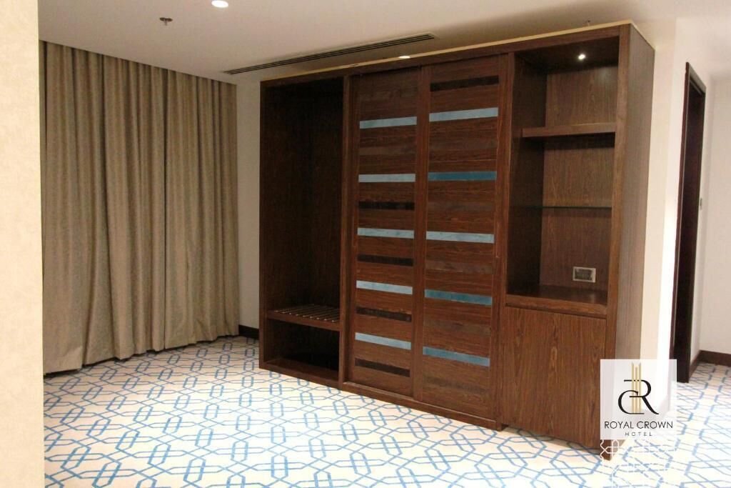Royal Crown Hotel 4*