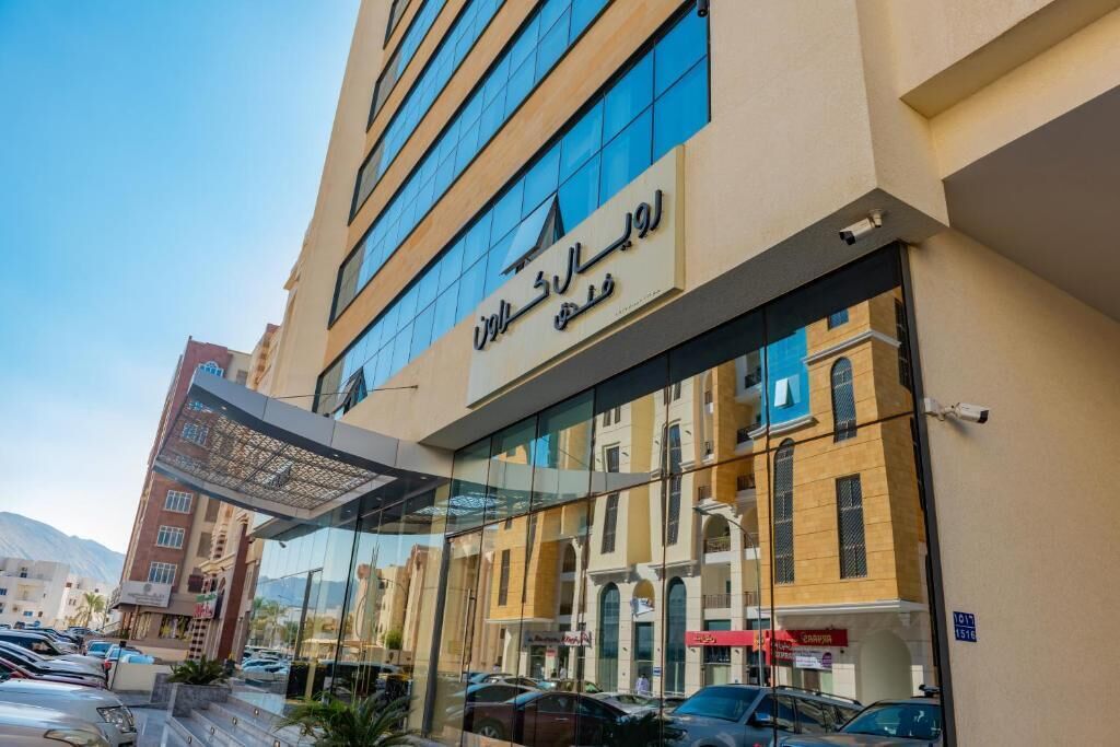 Royal Crown Hotel 4*