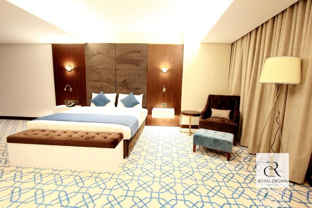 Royal Crown Hotel 4*