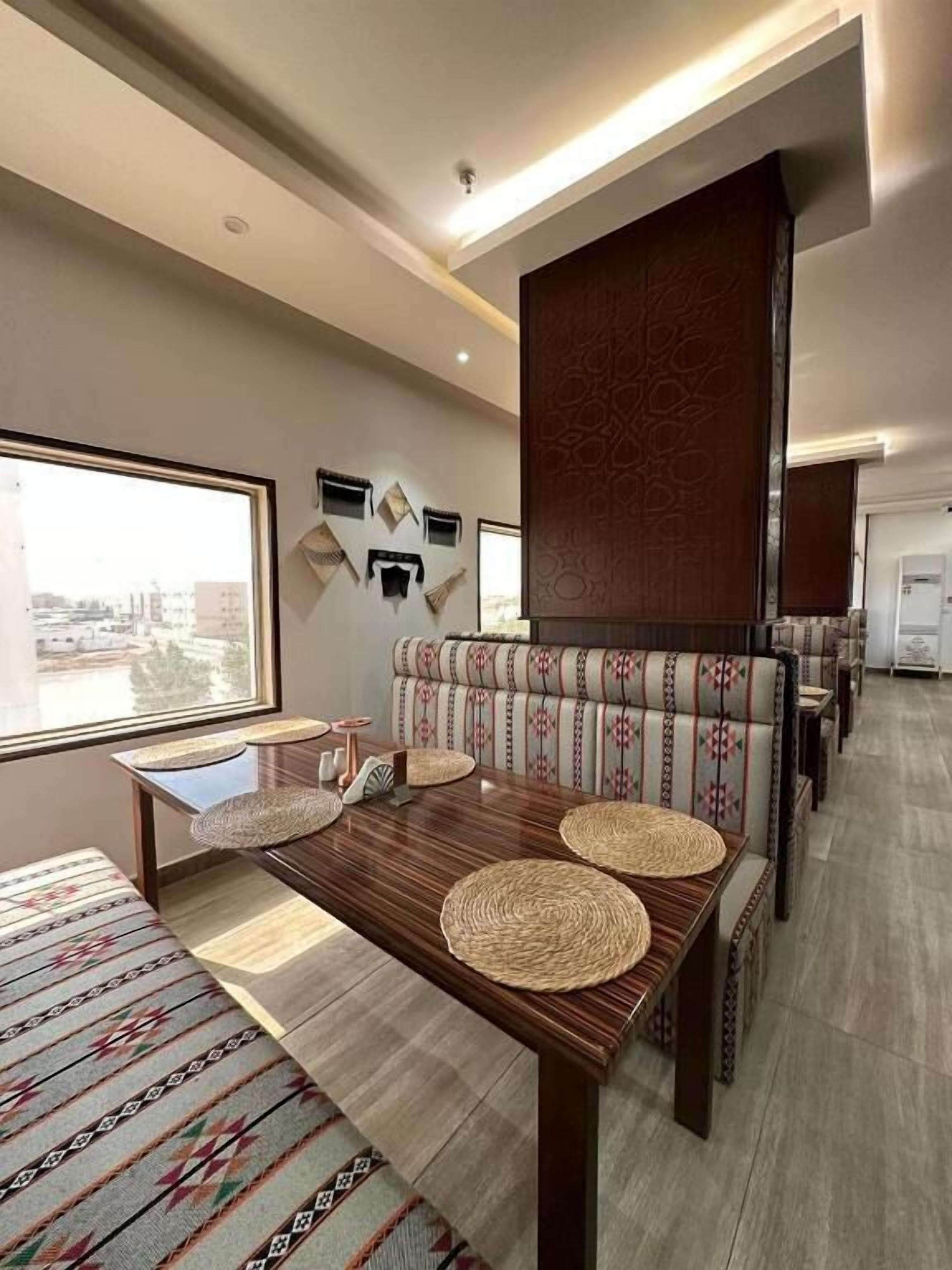 Makarim Palm Hotel 2*