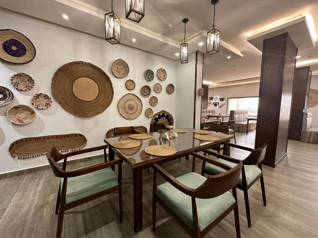Makarim Palm Hotel 2*