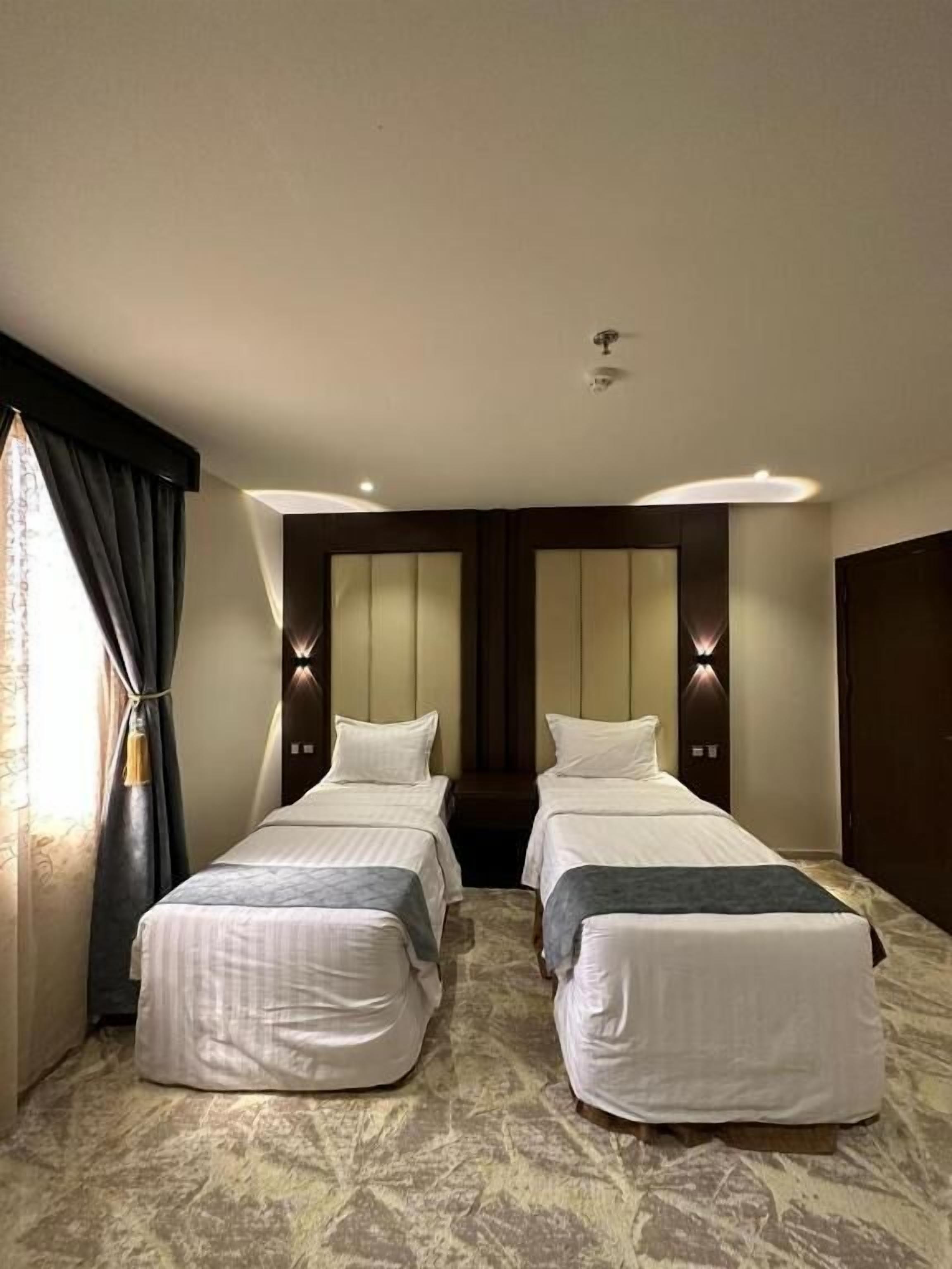 Makarim Palm Hotel 2*