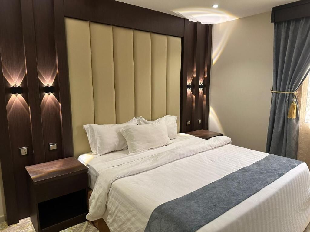 Makarim Palm Hotel 2*