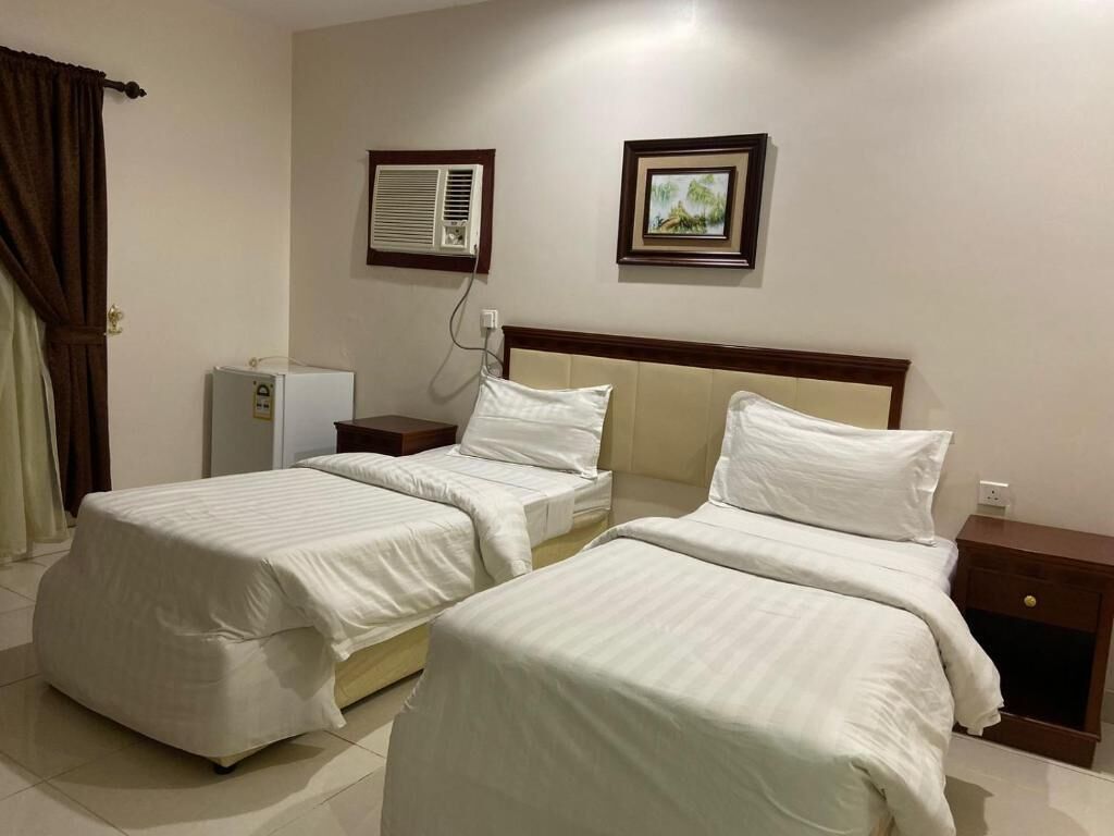 Makarim Palm Hotel 2*