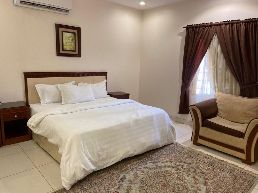 Makarim Palm Hotel 2*