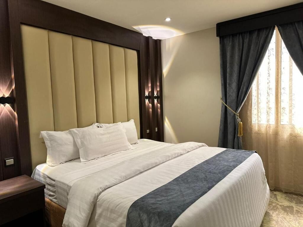Makarim Palm Hotel 2*