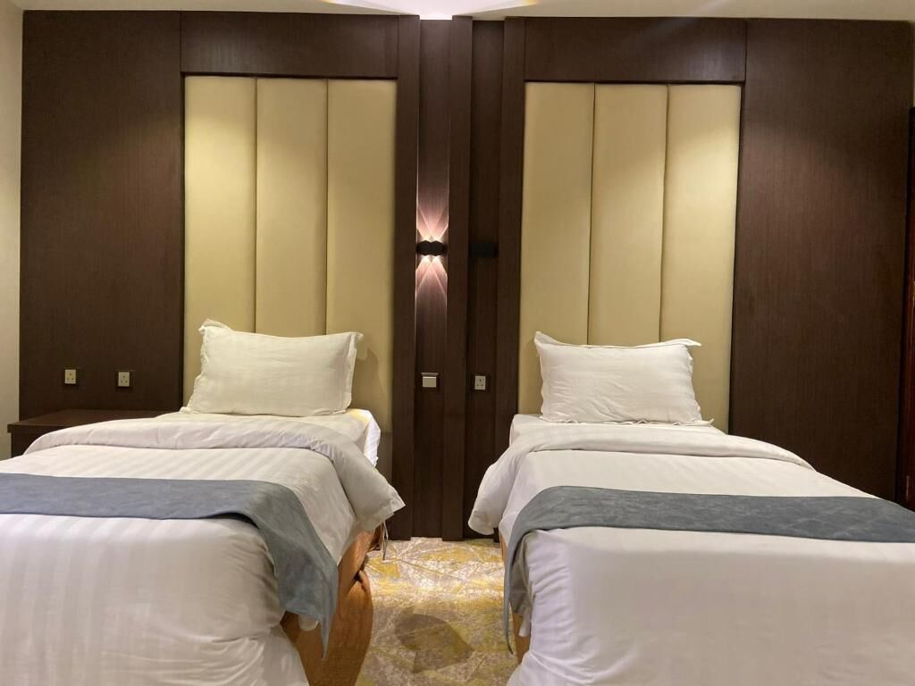 Makarim Palm Hotel 2*