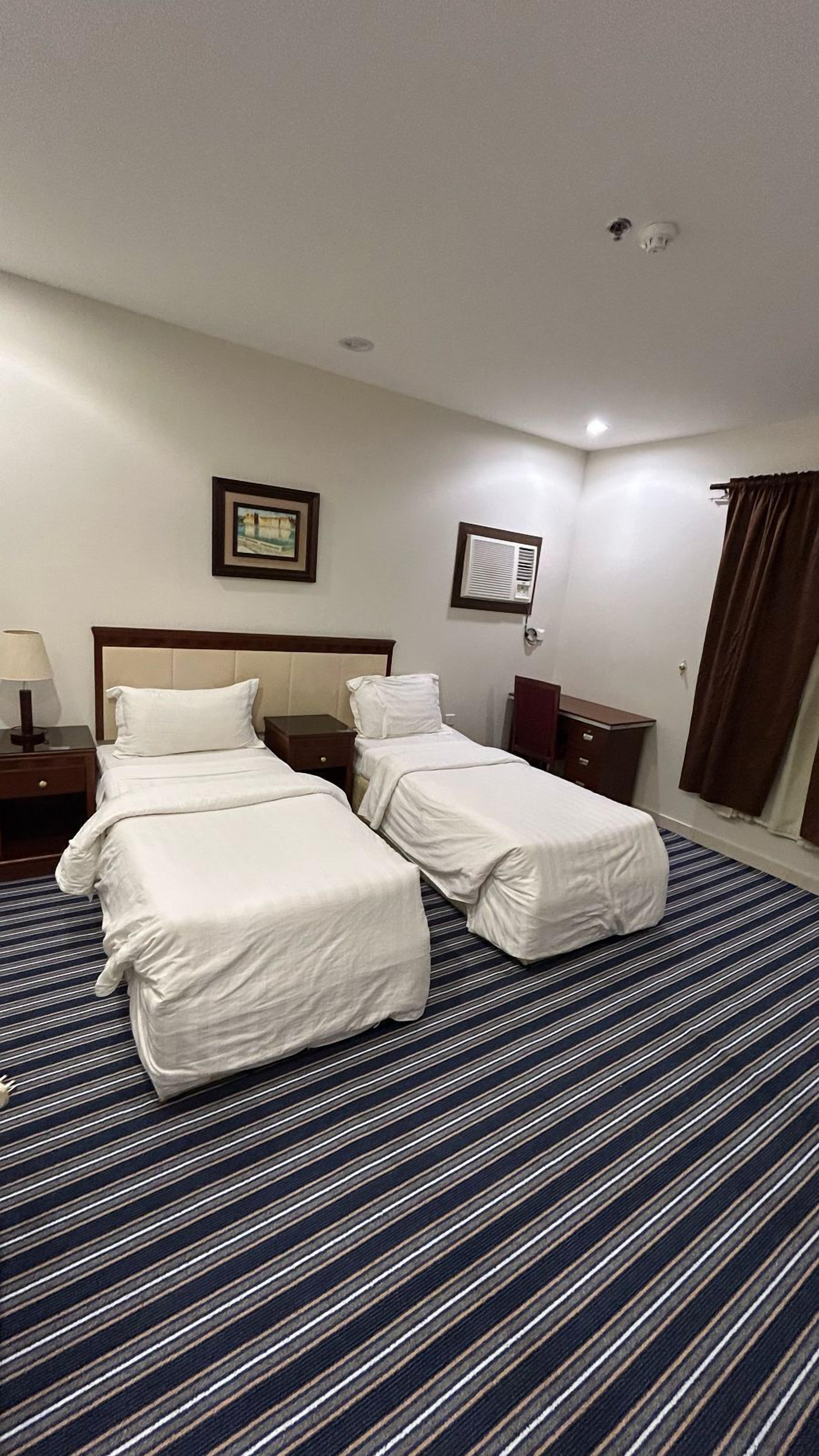 Makarim Palm Hotel 2*