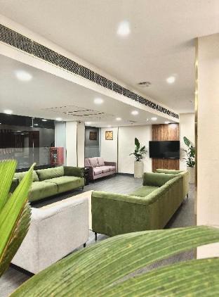 The Habitat Suites 3*