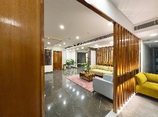 The Habitat Suites 3*