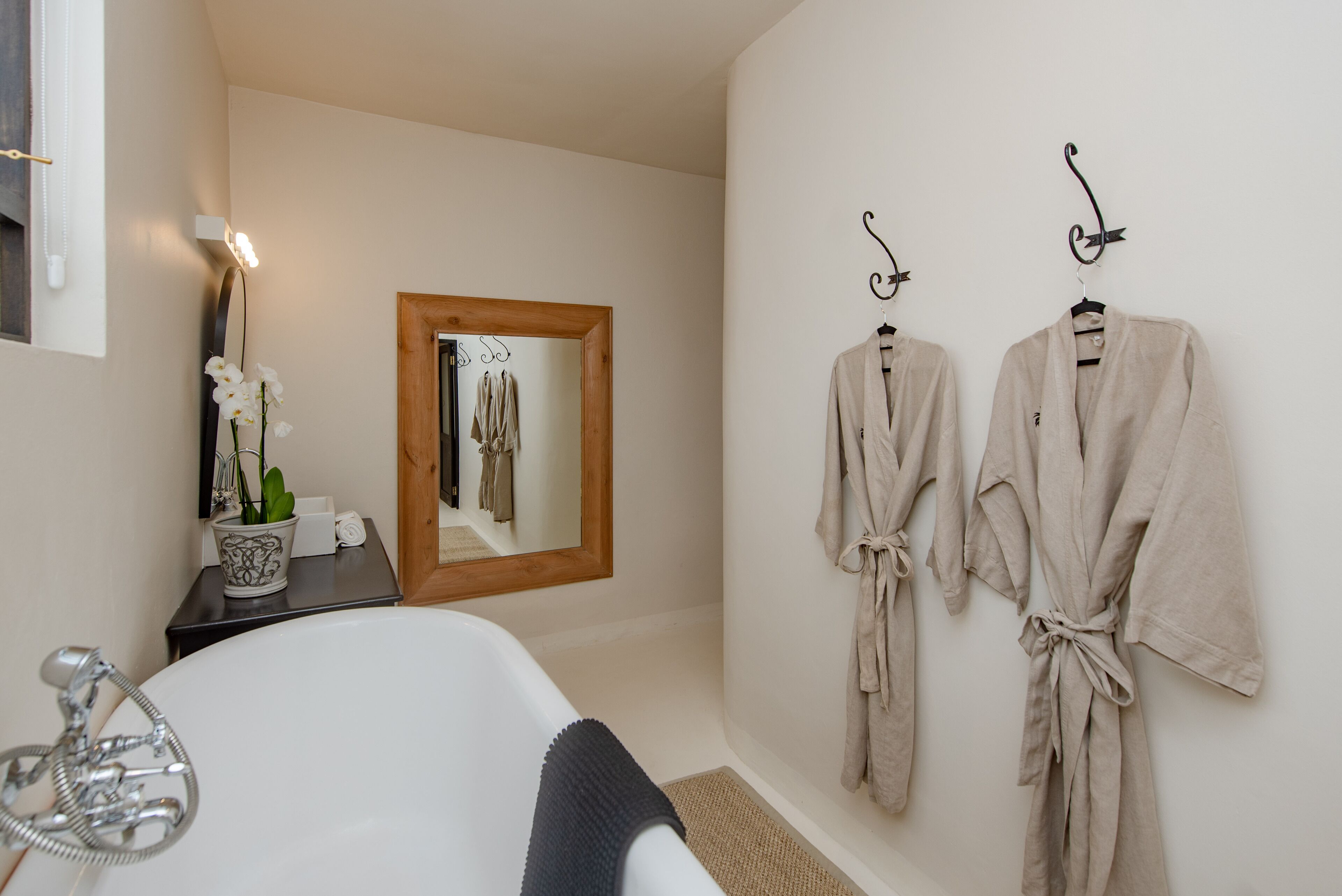 The Ivory Haus 4*