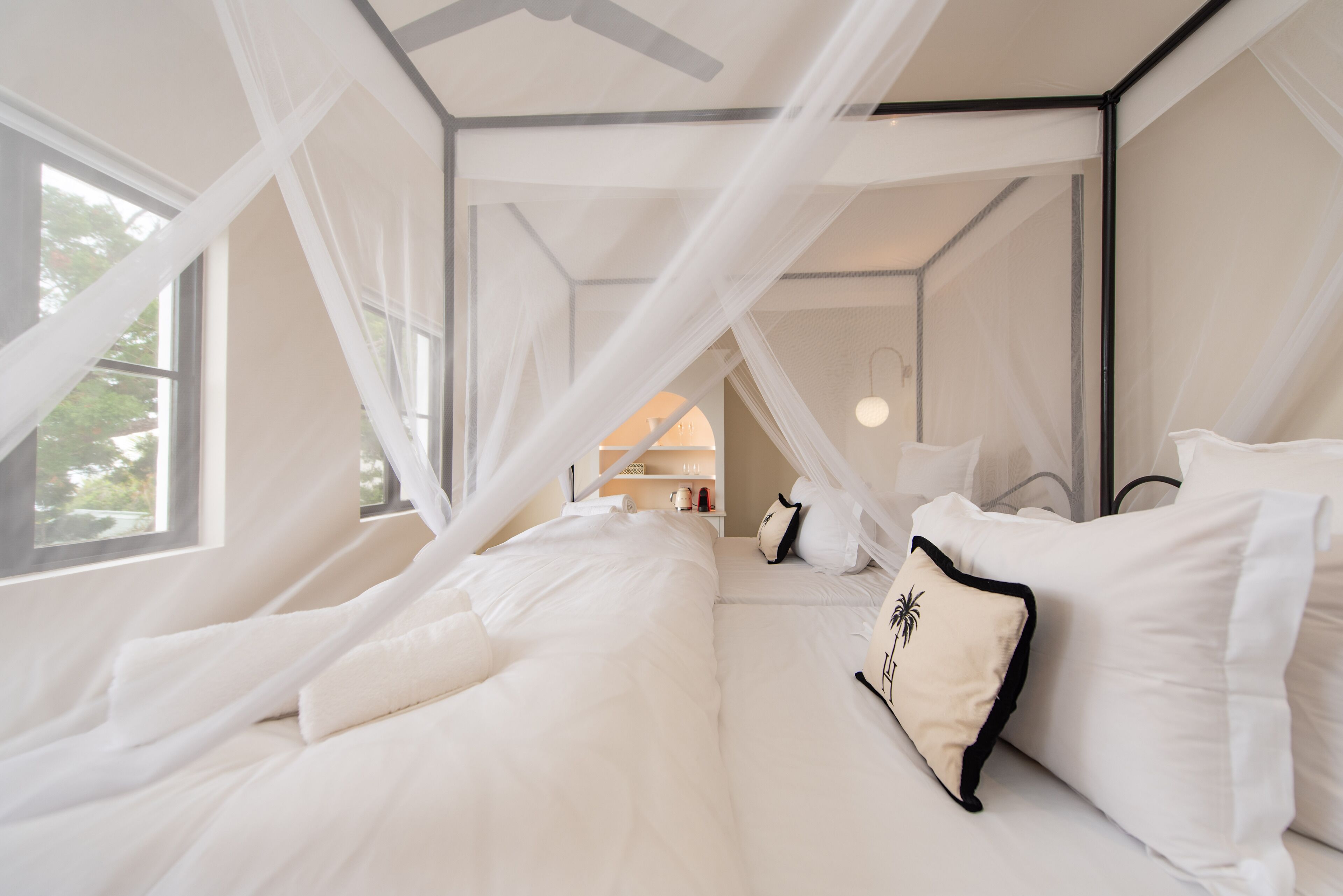 The Ivory Haus 4*