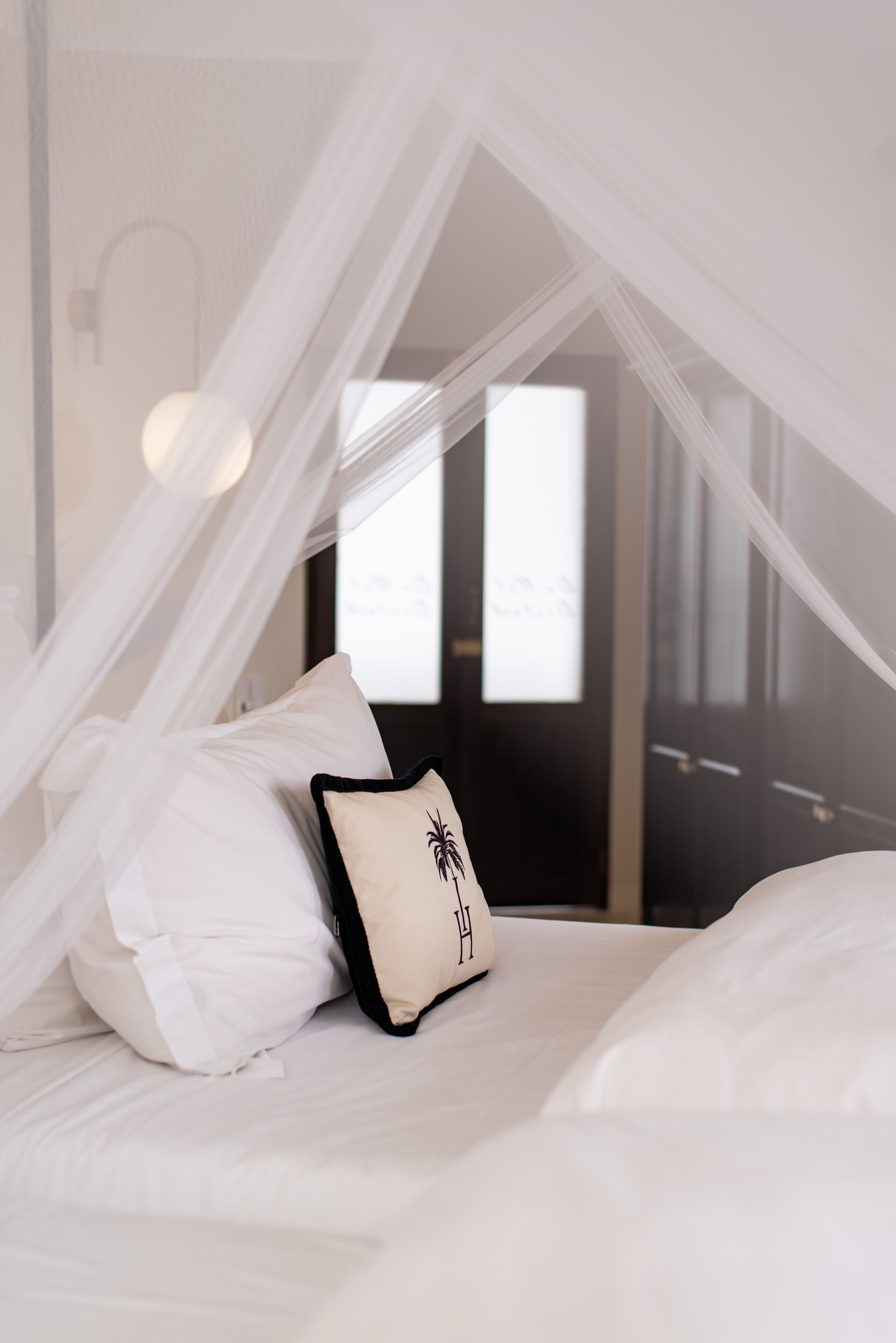 The Ivory Haus 4*