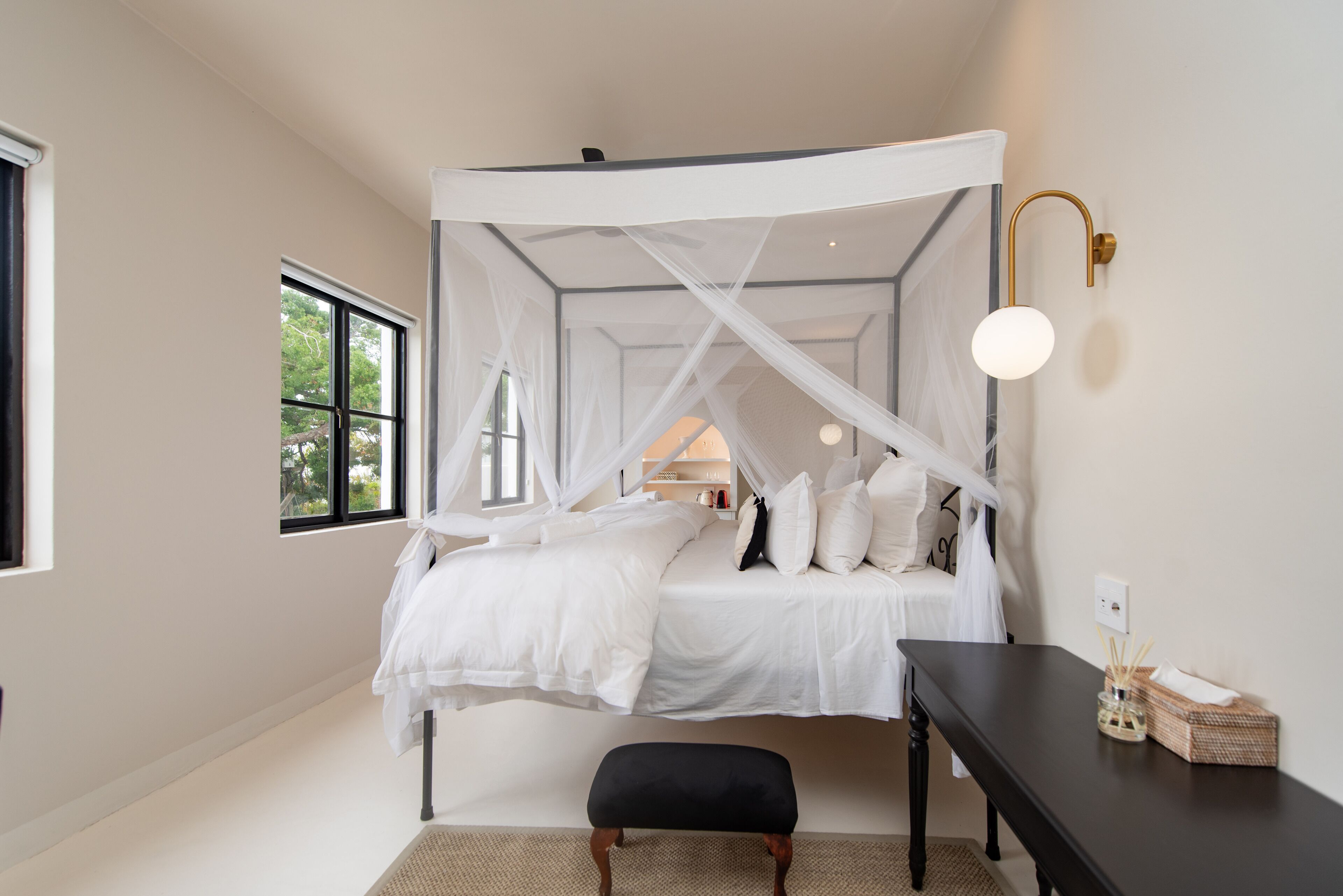 The Ivory Haus 4*