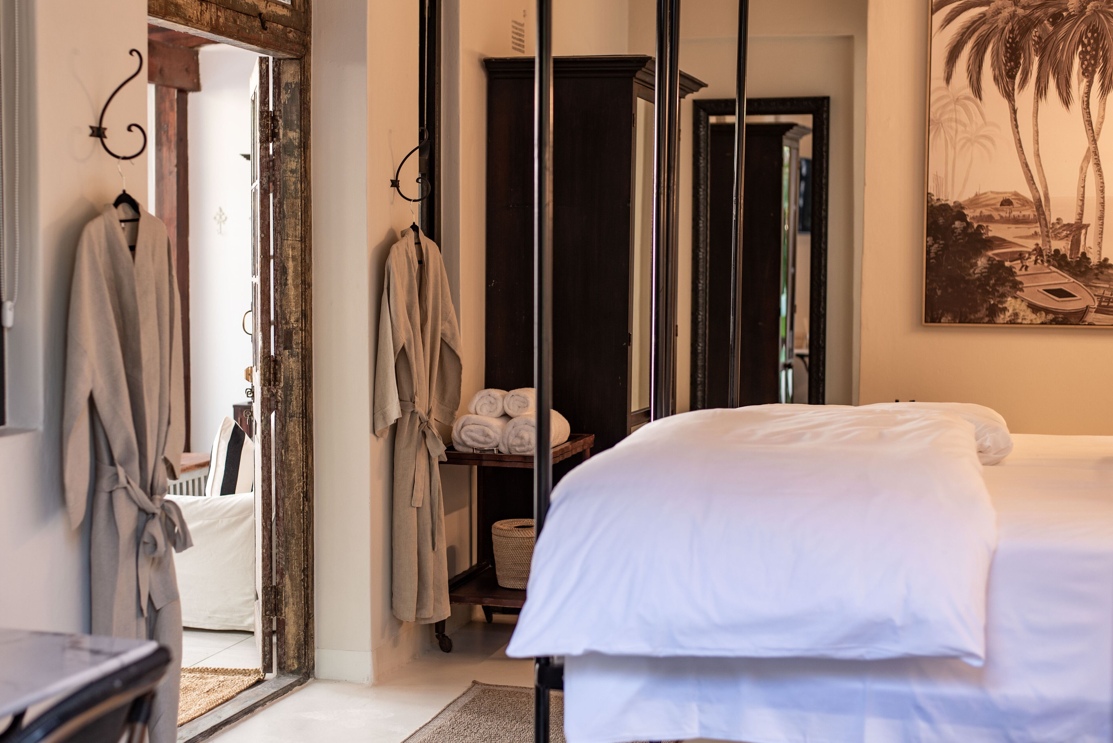 The Ivory Haus 4*