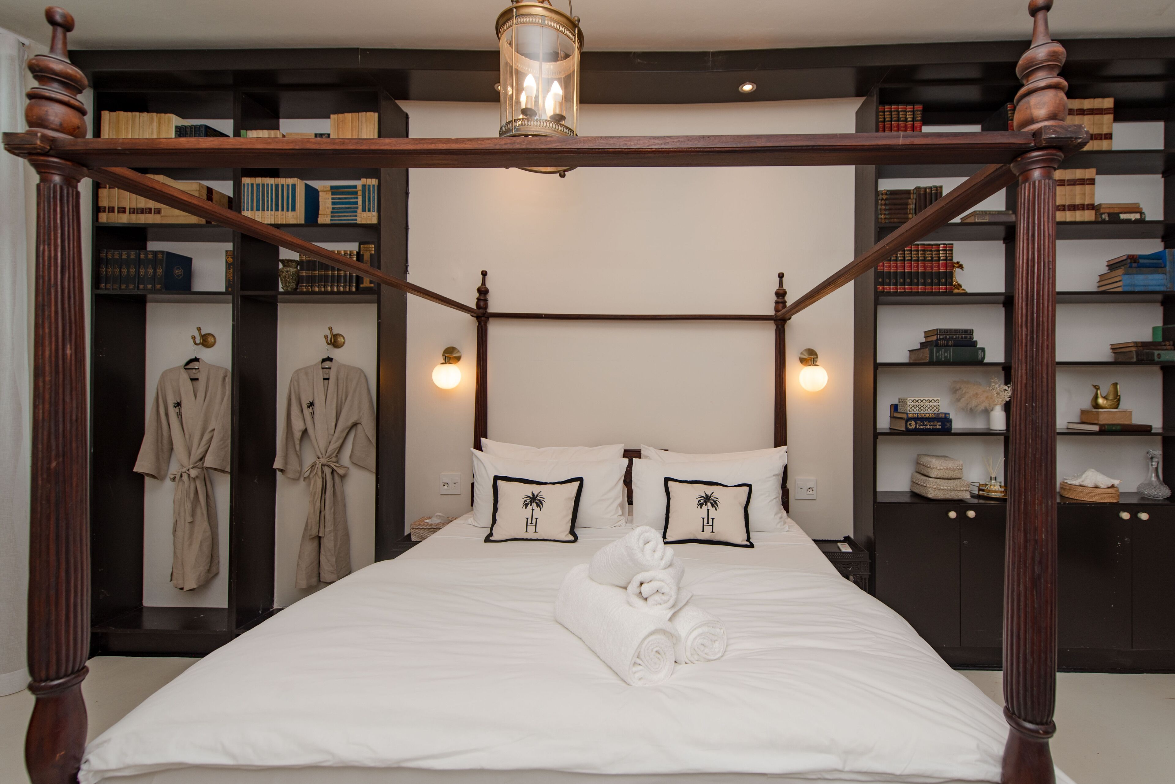 The Ivory Haus 4*