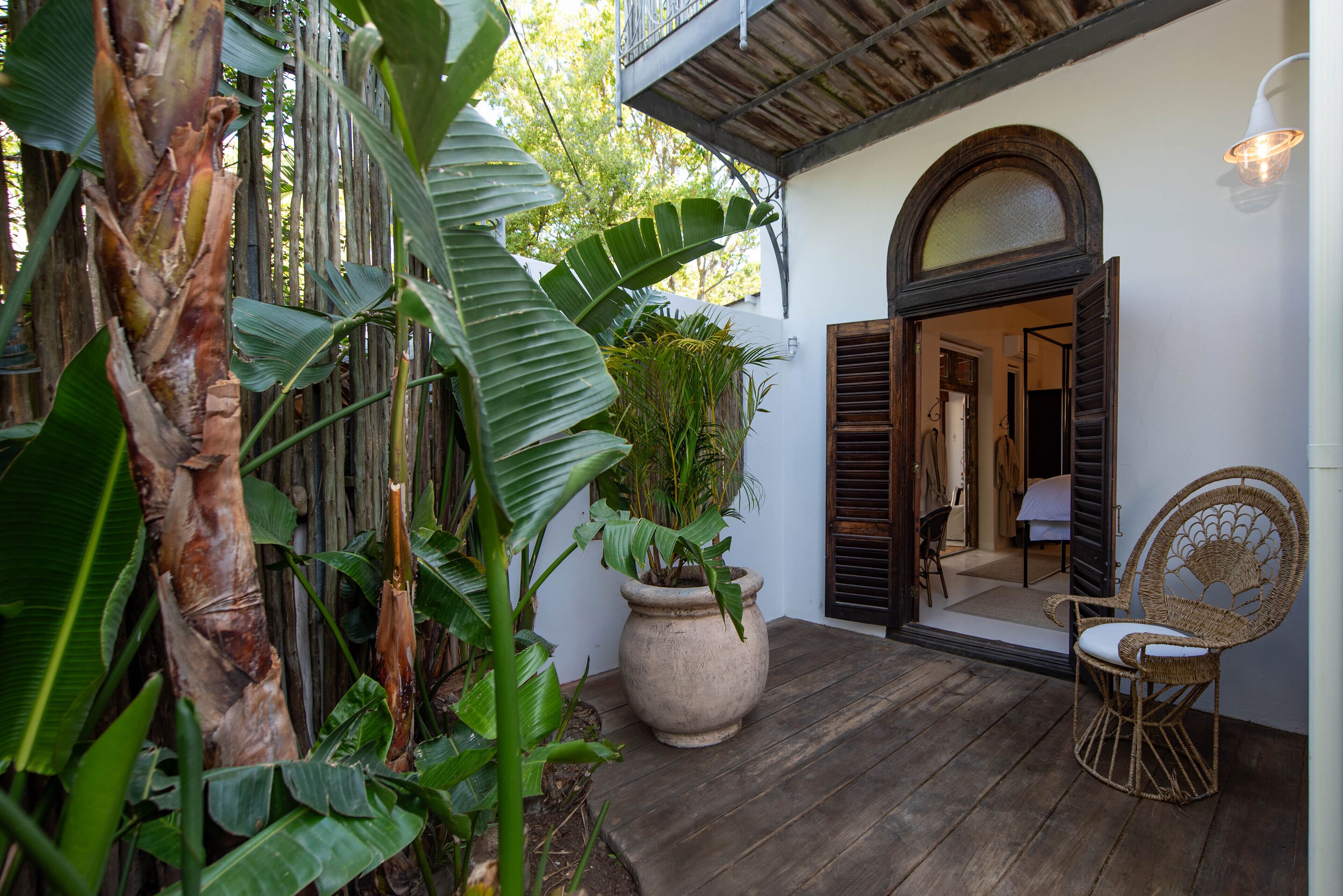 The Ivory Haus 4*