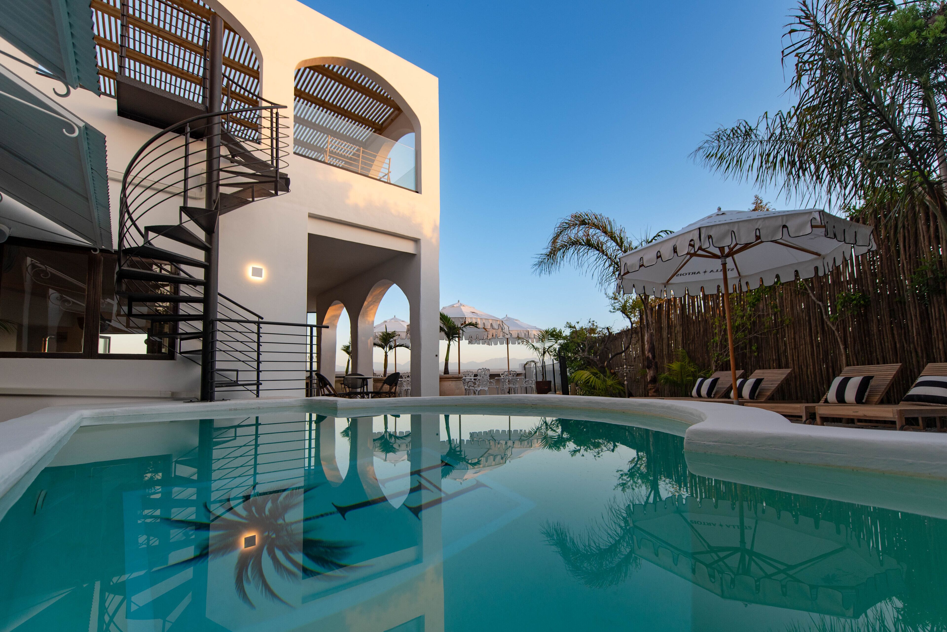 The Ivory Haus 4*