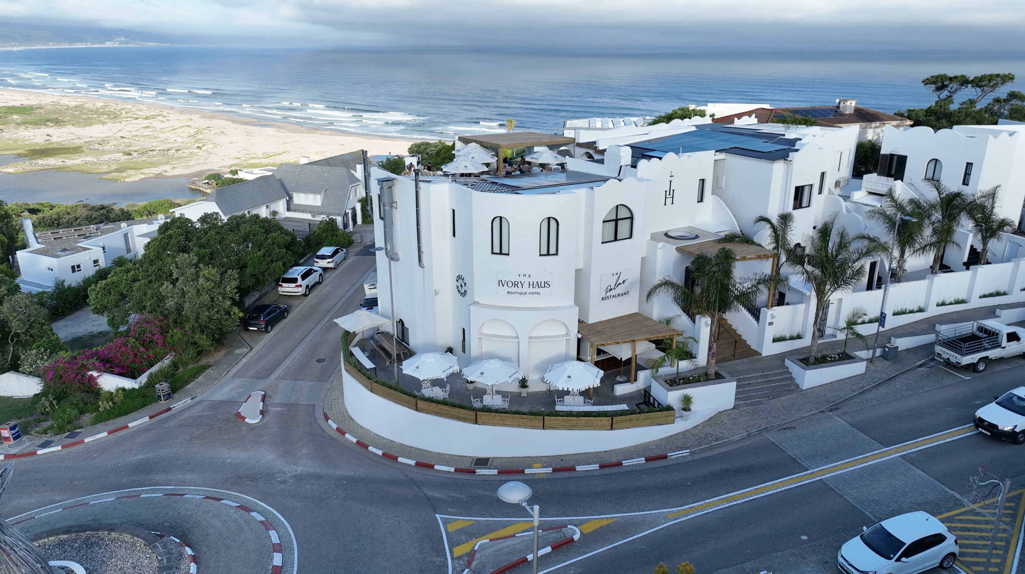 The Ivory Haus 4*