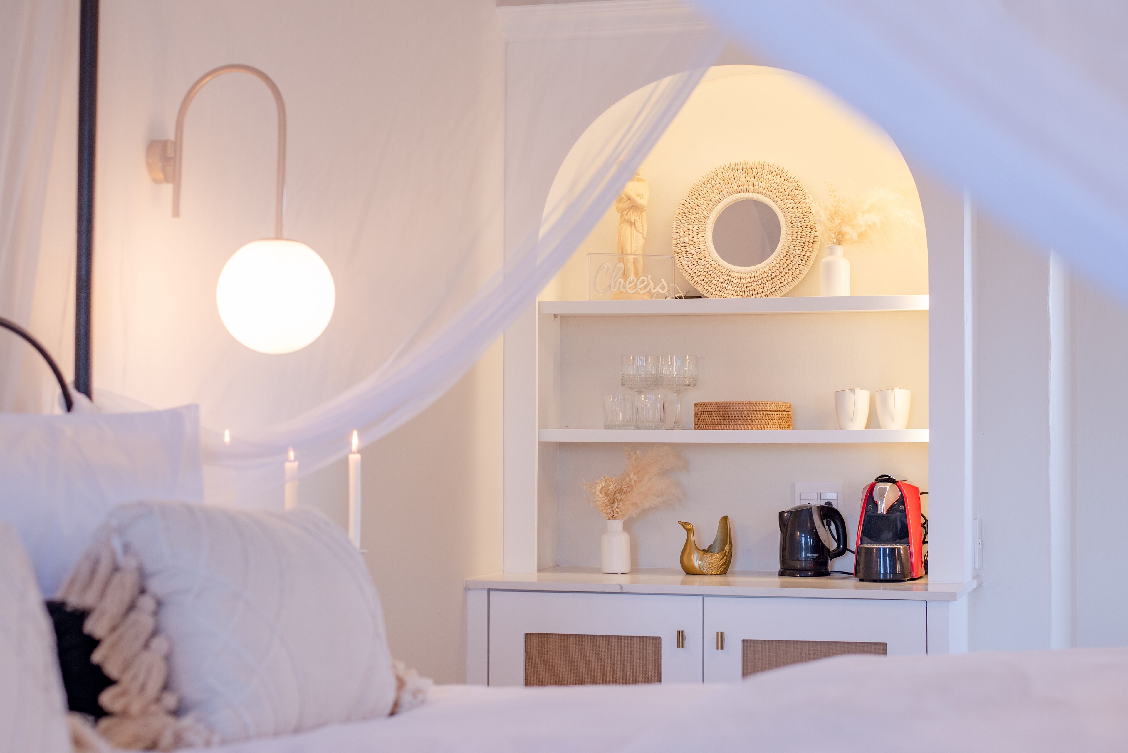 The Ivory Haus 4*