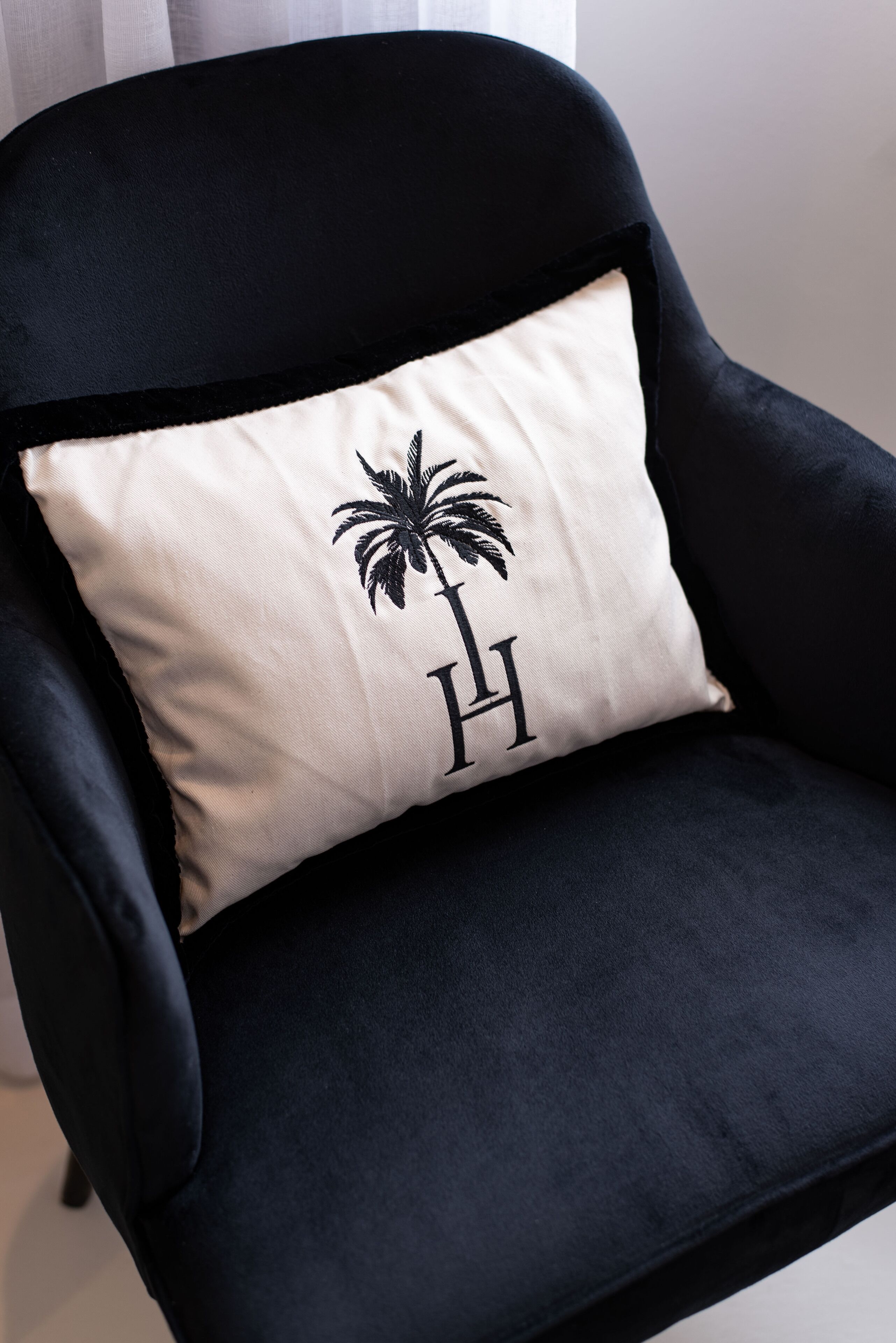 The Ivory Haus 4*