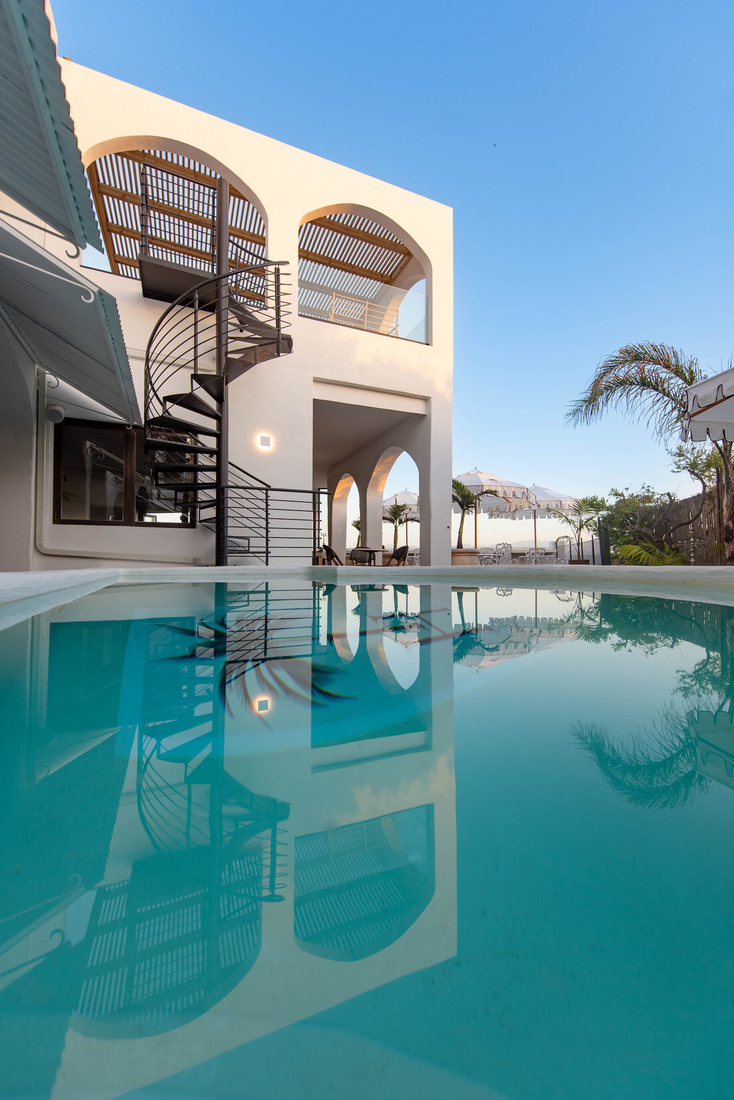 The Ivory Haus 4*