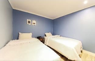 Golden Hill 2*