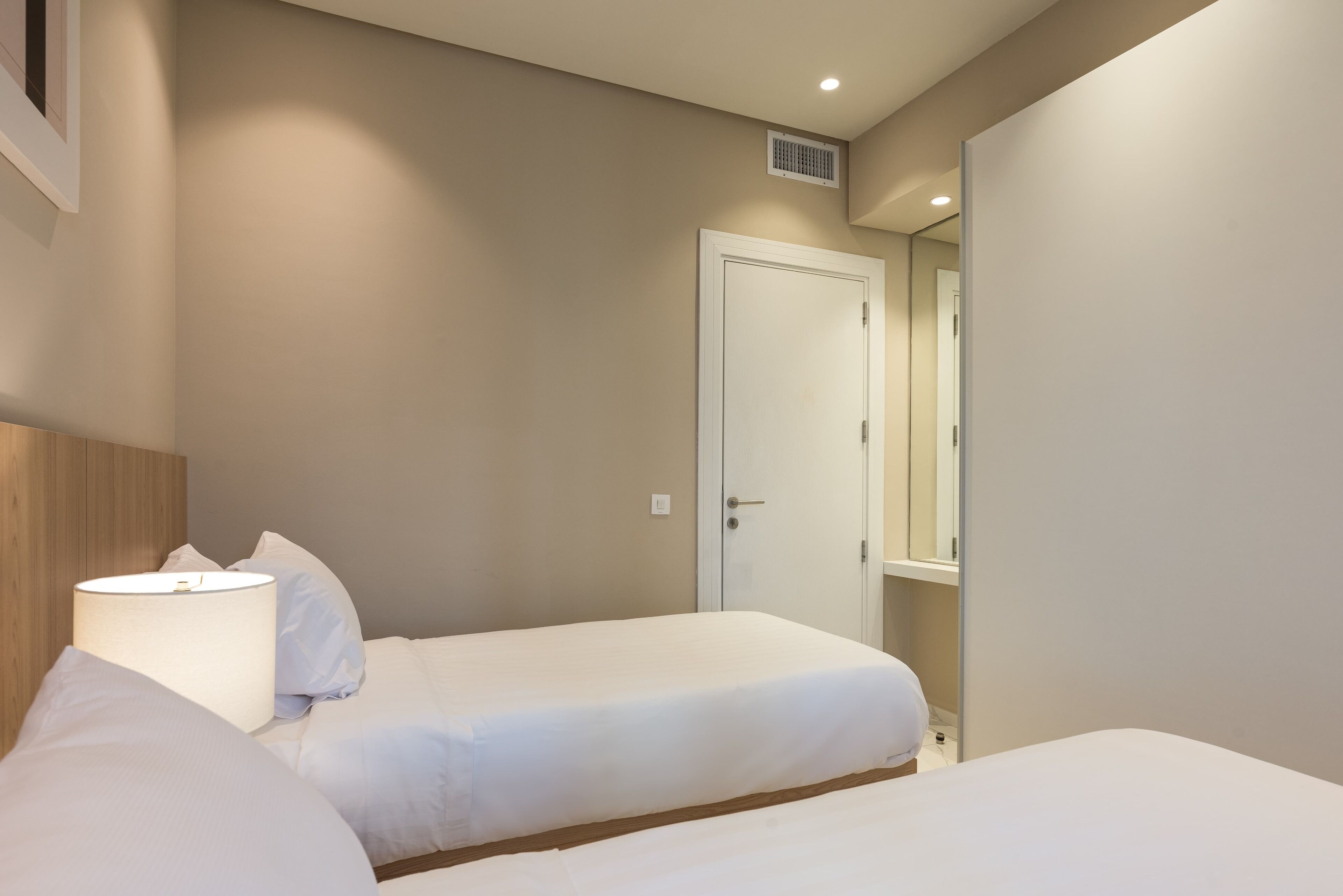 THE CODE RESIDENCE 4*
