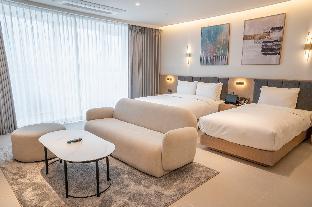 WAVE M HOTEL WEST 3*