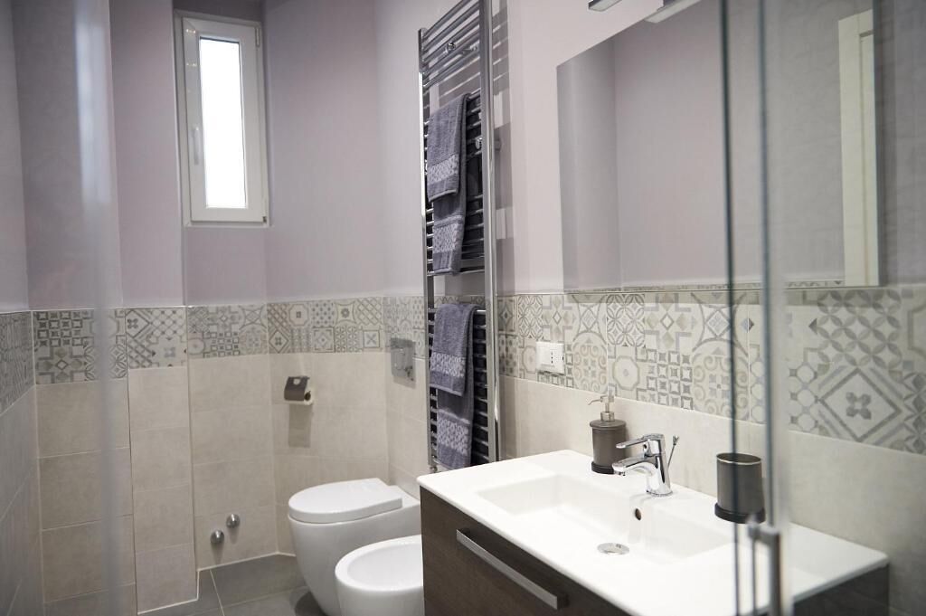 Miramare Luxury Suites 2*