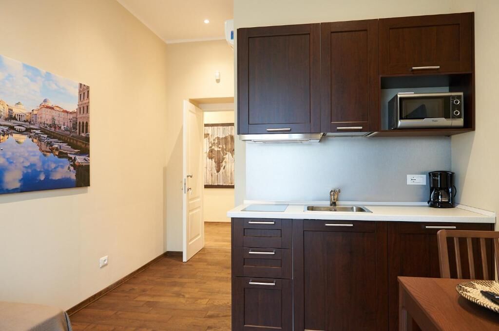 Miramare Luxury Suites 2*
