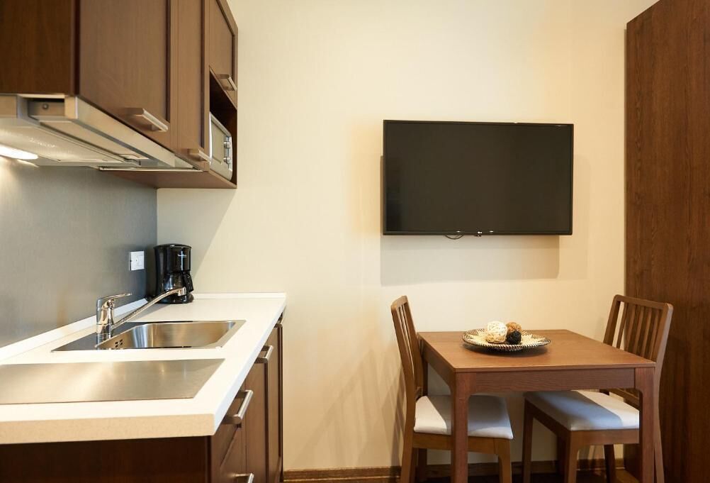 Miramare Luxury Suites 2*