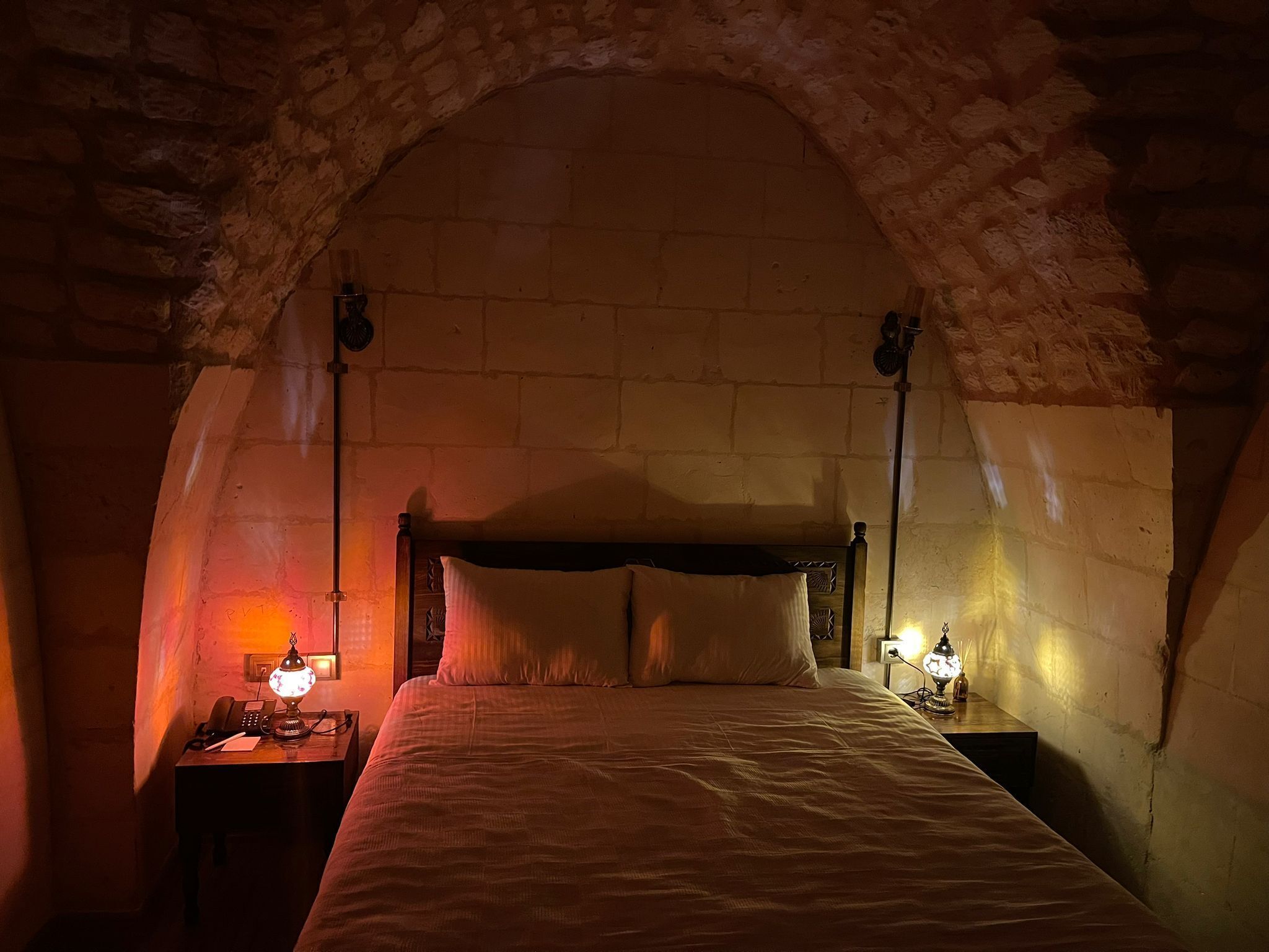 ABGAR OTEL 2*