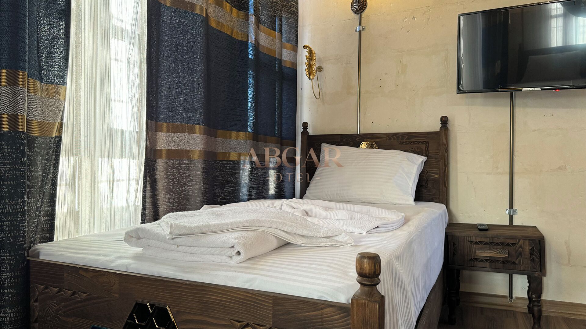 ABGAR OTEL 2*