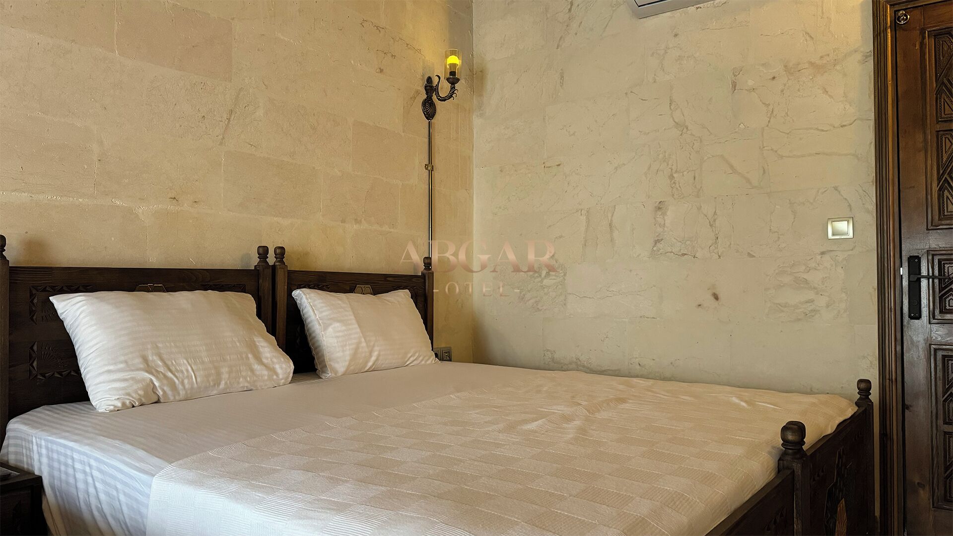 ABGAR OTEL 2*